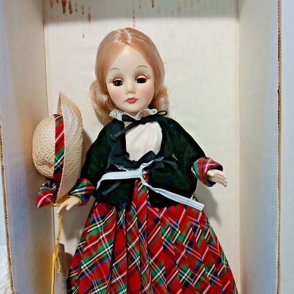 Vintage Effanbee Doll, 1154 Robyn - Picture 7 of 8